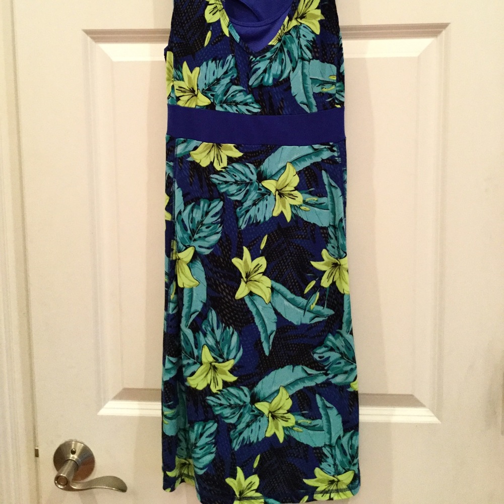 Dress with bra - Picture 6 of 6